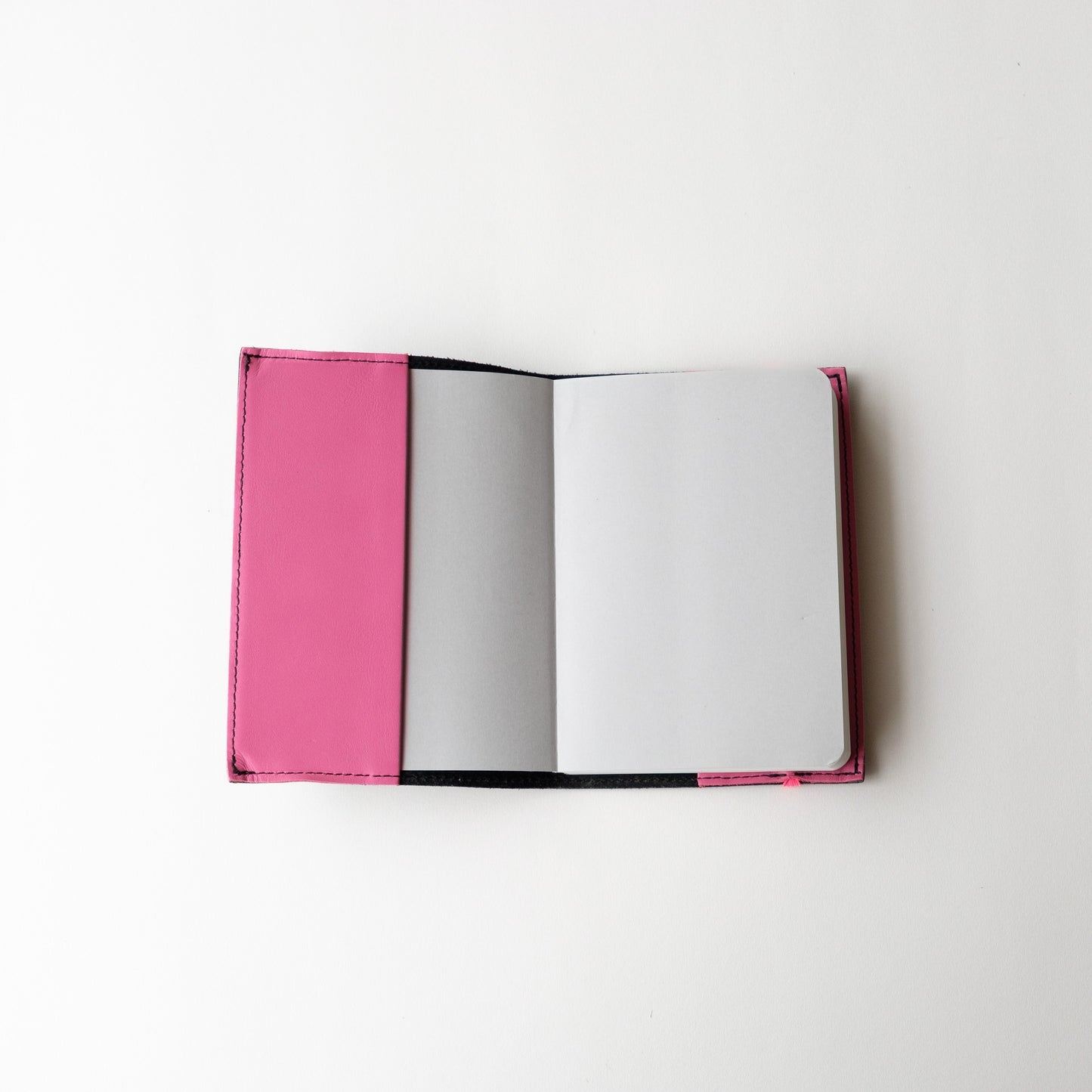 ノートブックカバー 2026／チェリーピンク (A6サイズ)