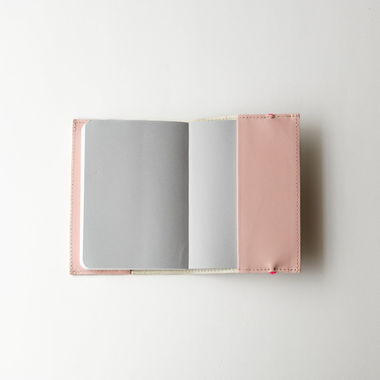 ノートブックカバー 2026／ピクニックチェック (A6サイズ）