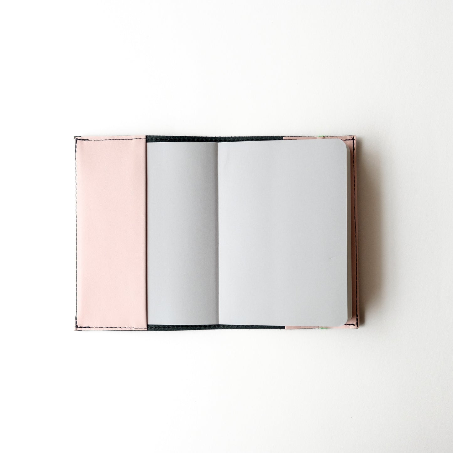 ノートブックカバー 2026／トライアングルduo ／グリーン×ベビーピンク(A6サイズ)