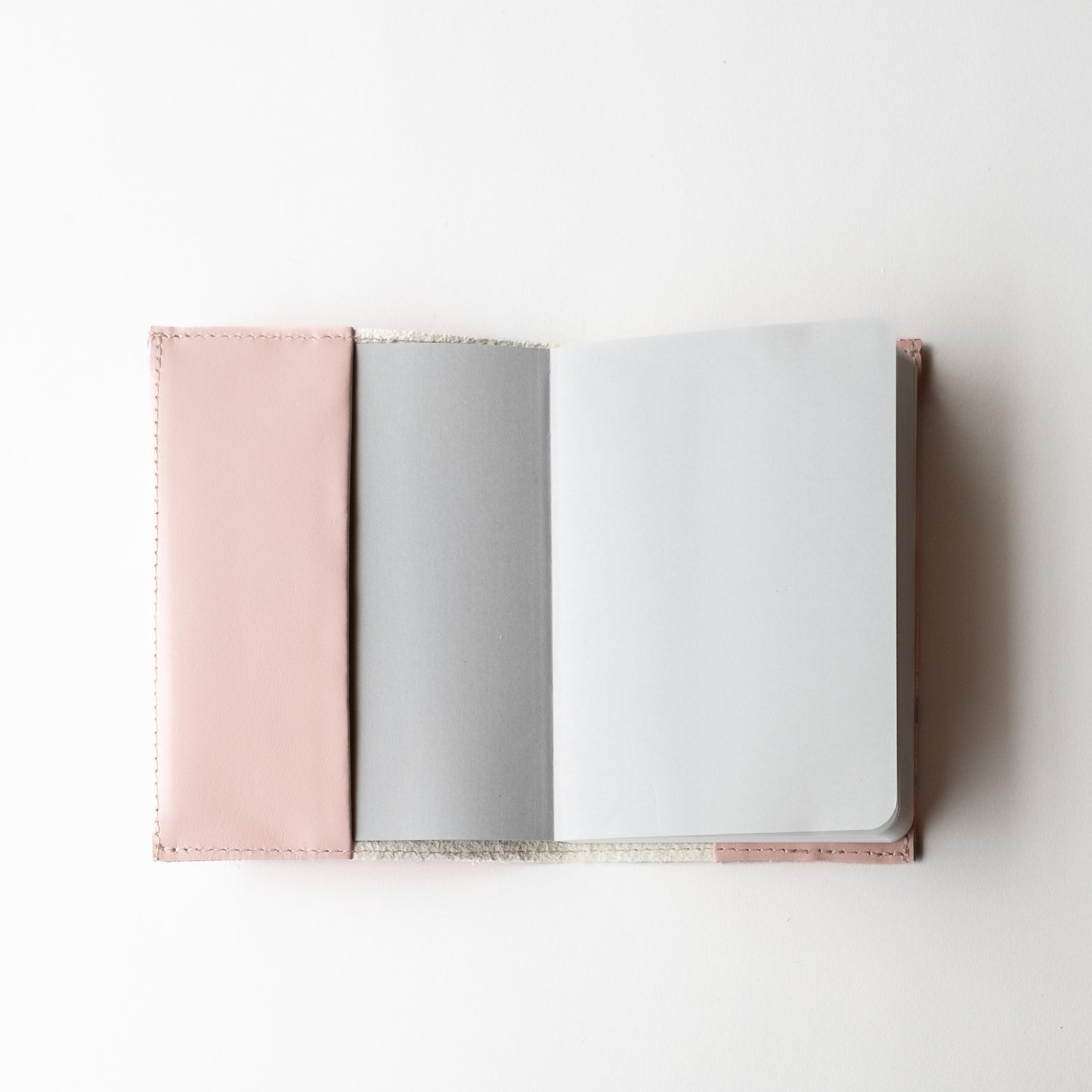 ノートブックカバー 2026／フラワープリント（A6サイズ）