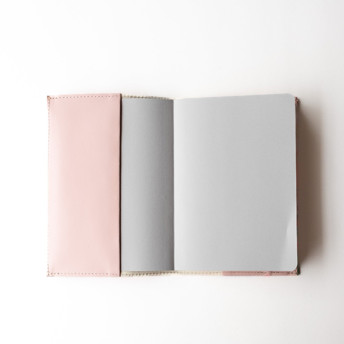 ノートブックカバー 2026／フラワープリント（B6サイズ）